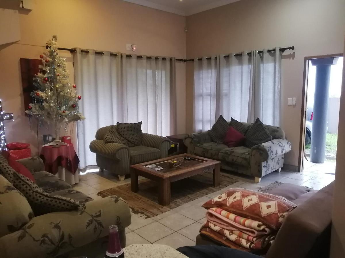Khaya La Manzi Villa Порт Едуард Екстериор снимка